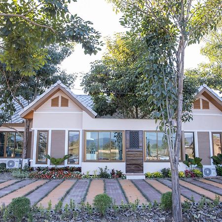 Mana-An Lake Hill Resort Villa Chiang Mai Extérieur photo